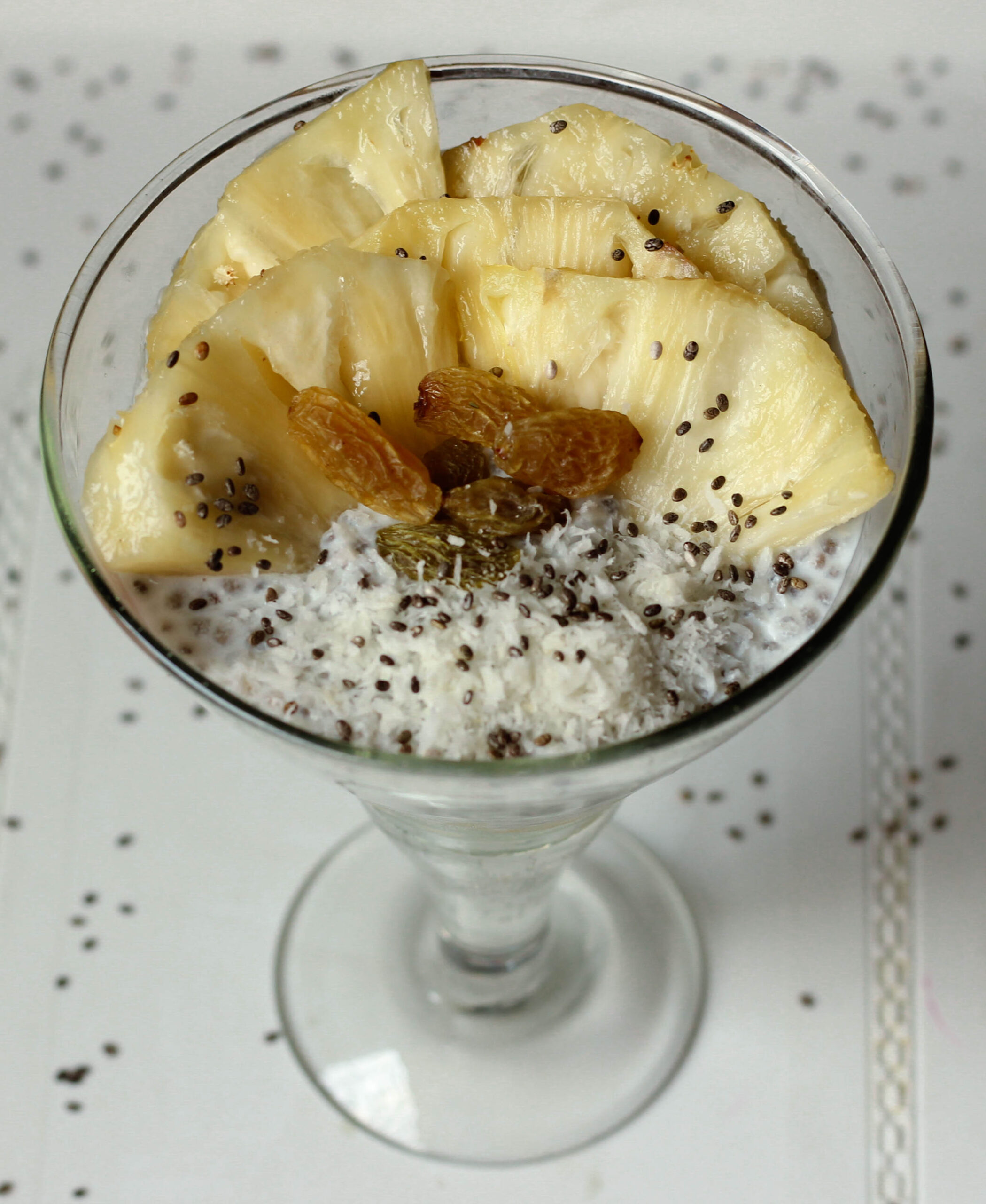Read more about the article Pineapple Chia Pudding
