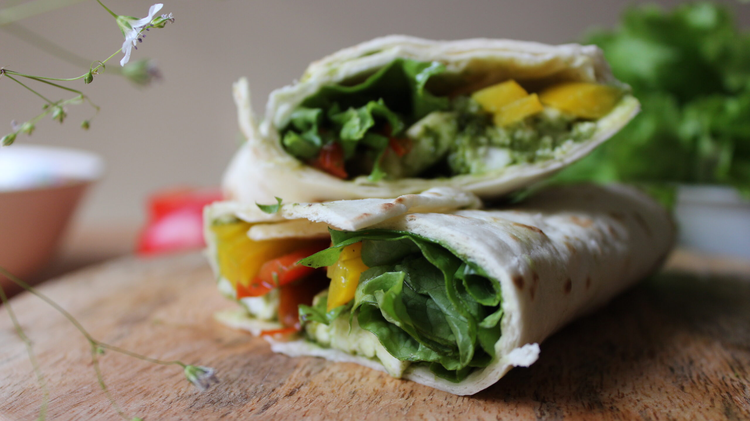 Read more about the article Kale Pesto with Paneer Wrap